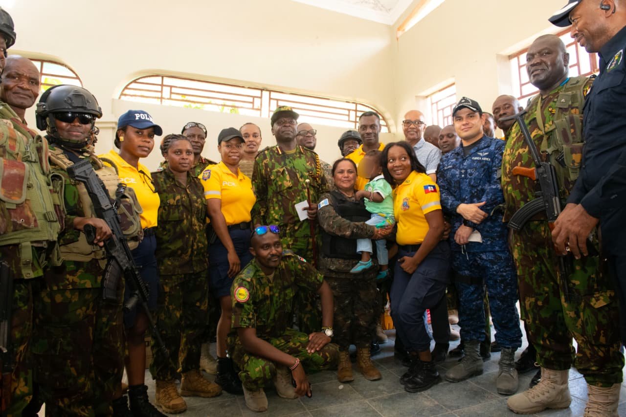 Venir de loin pour affronter notre chaos : merci aux Kényans